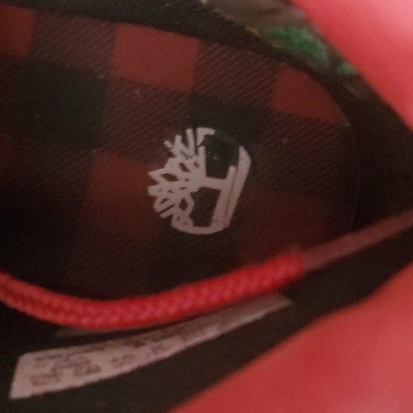 Timberland Boots RED - Kids size 12 shoes Unisex - Picture 8 of 8